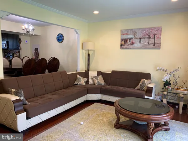 $3,000 | 6 Gloucester Court, Reisterstown, MD 21136