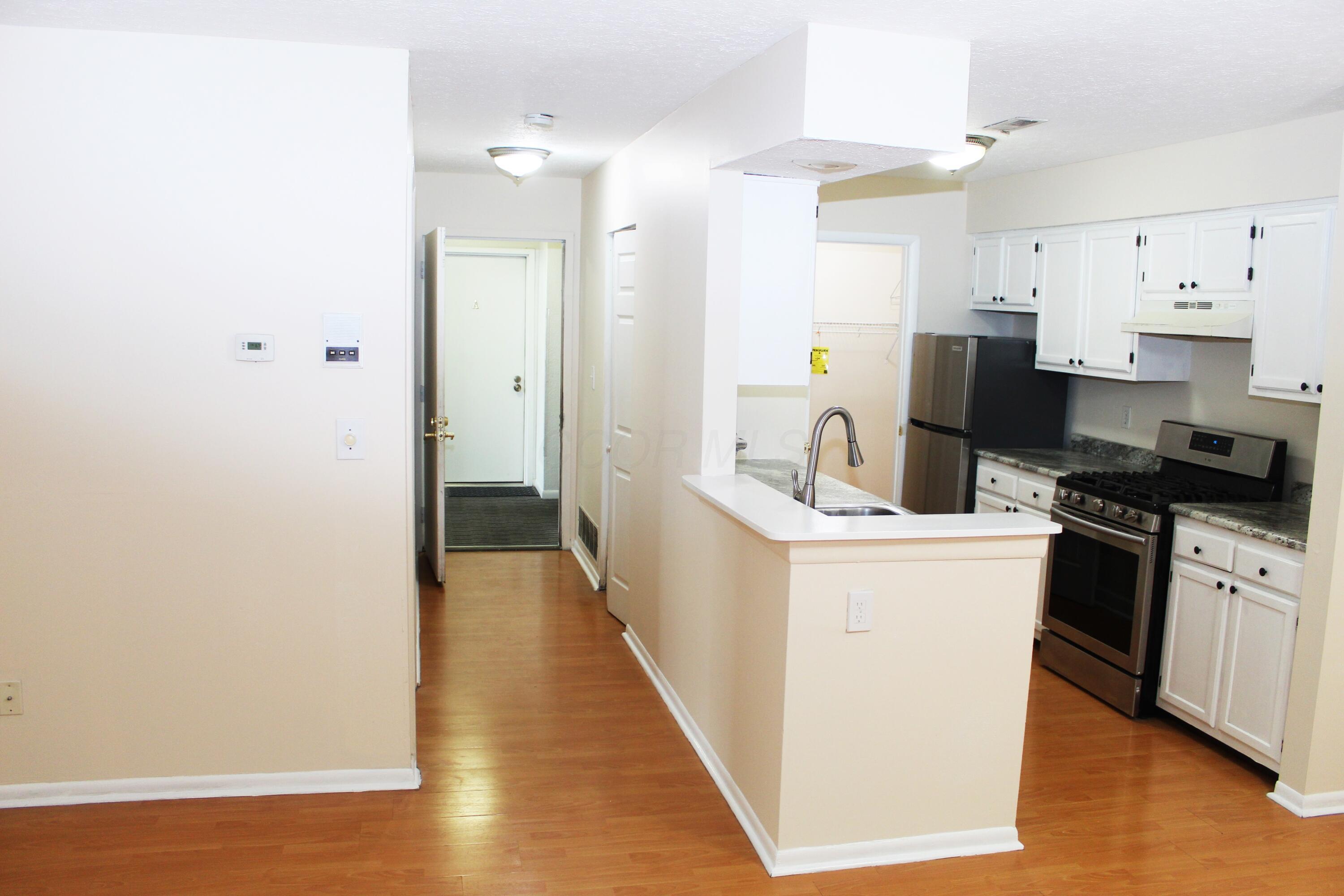2241 Hedgerow Road, Unit 2241D Columbus, OH 43220 - Photo 18 of 21 2241 Hall 2