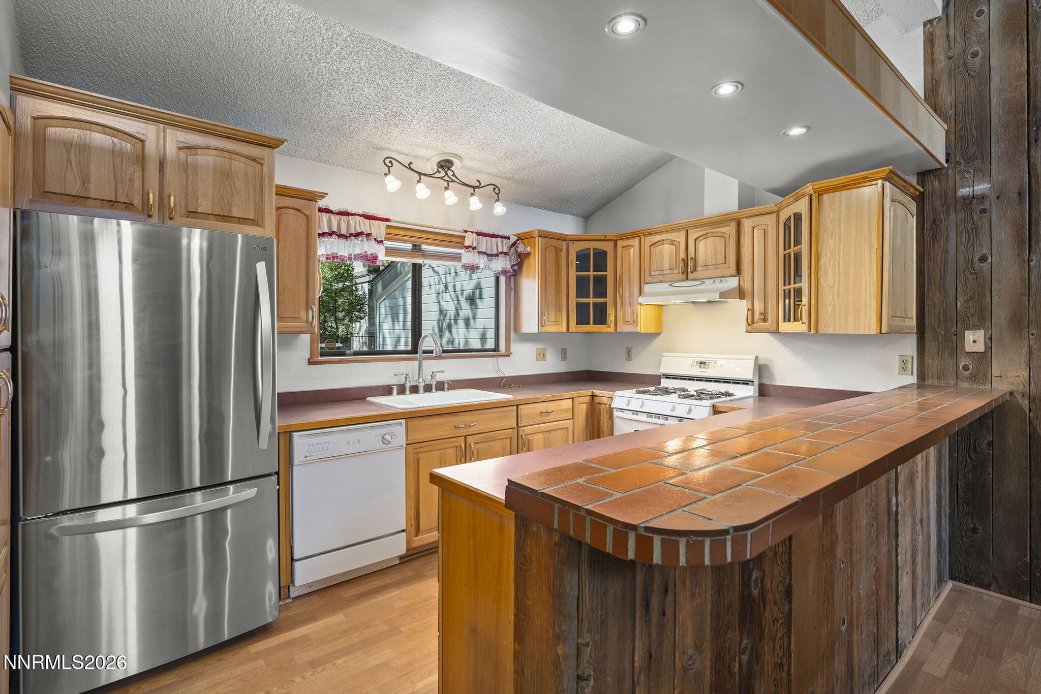 3910 Greenbriar Court Reno, NV 89509 - Photo 7 of 23 7-web-or-mls-_DSC0344