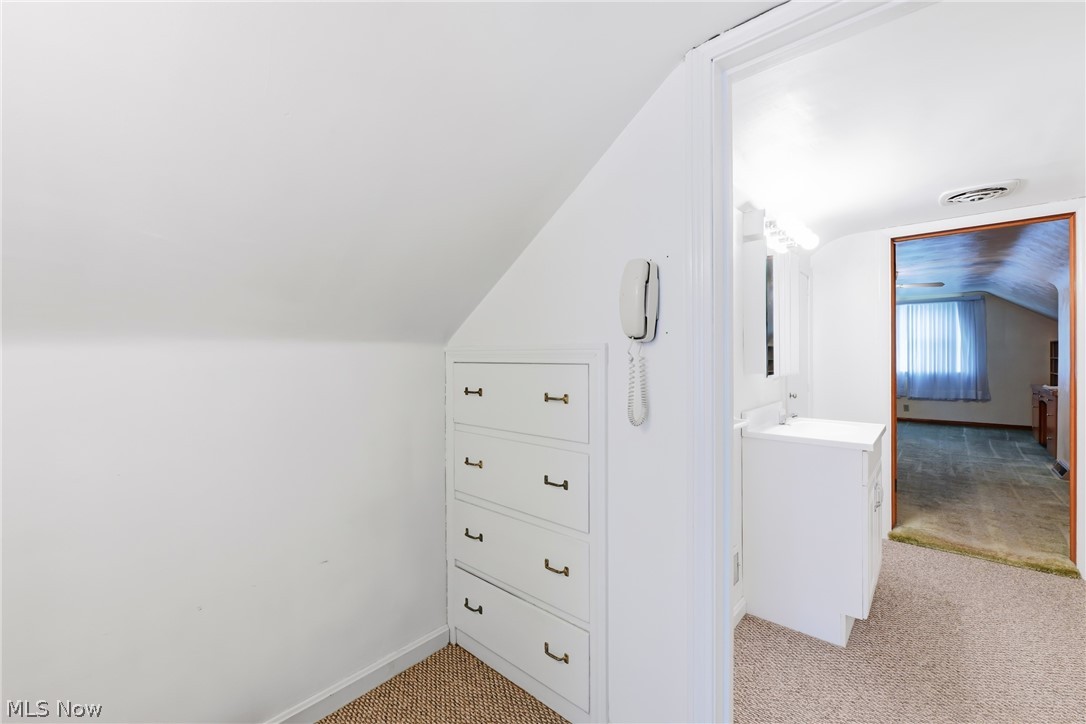2325 North Road Warren, OH 44483 - Photo 28 of 50
