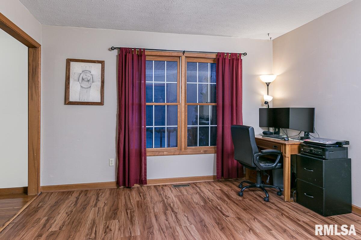 2 St George Court Mackinaw, IL 61755 - Photo 14 of 50 Gallery Image 14