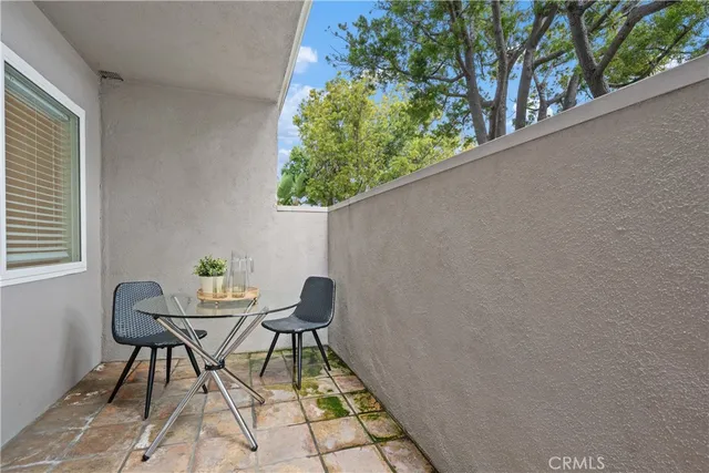 $899,000 | 1925 Montana Avenue, Unit 3, Santa Monica, CA 90403