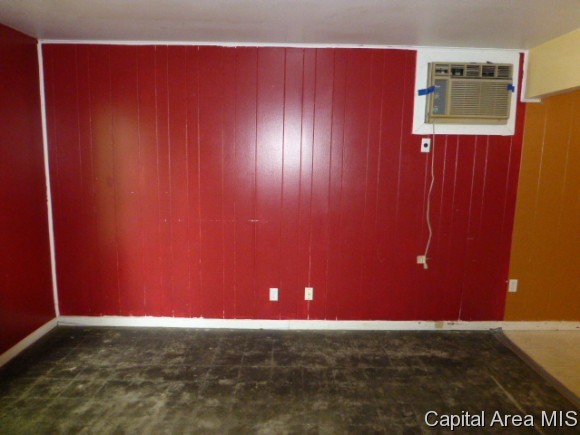 1500 Fairfield Drive Springfield, IL 62702 - Photo 3 of 10 Gallery Image 3