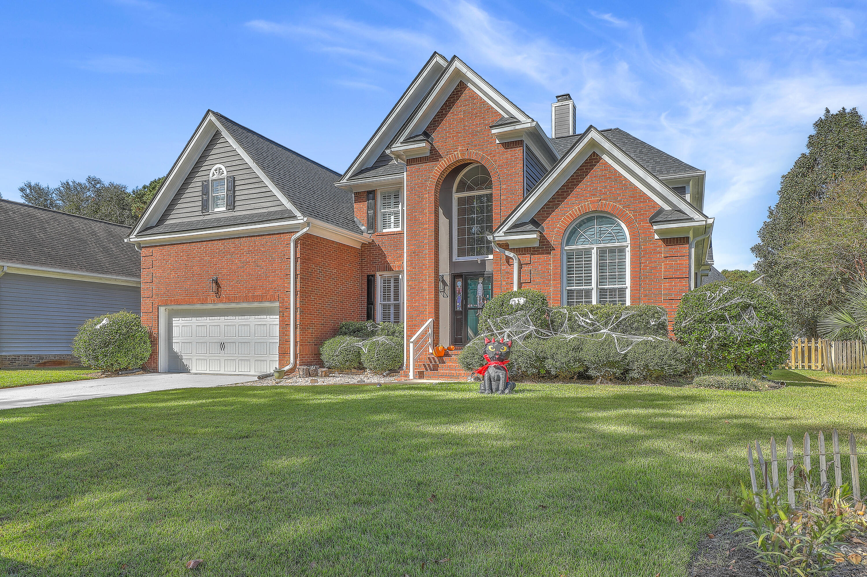 3161 Linksland Road Mount Pleasant, SC 29466 - Photo 1 of 16 0W7A0550_1_2_3_4_5_6