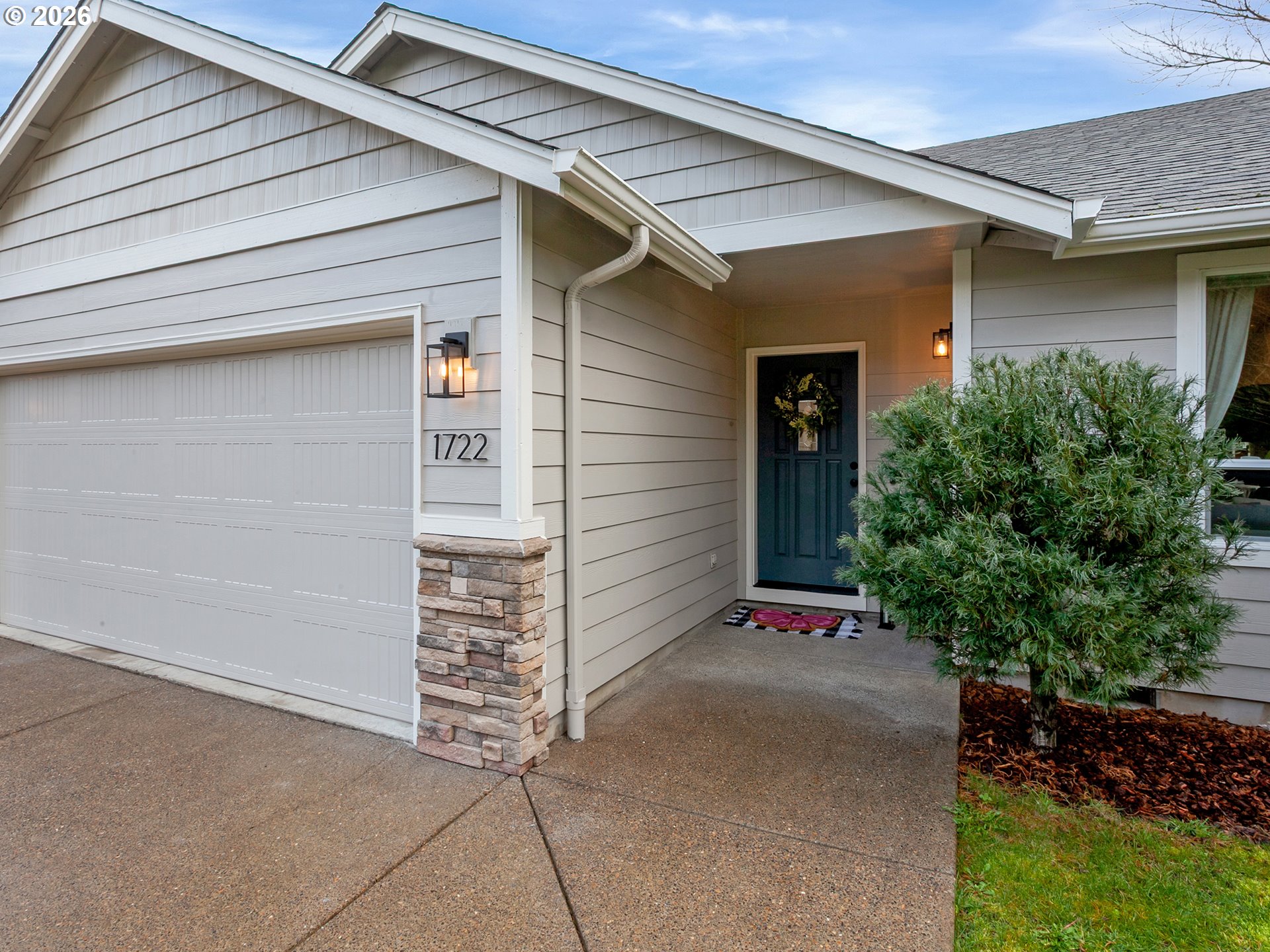 1722 Elk River Street Northwest Salem, OR 97304 - Photo 2 of 37 Exterior