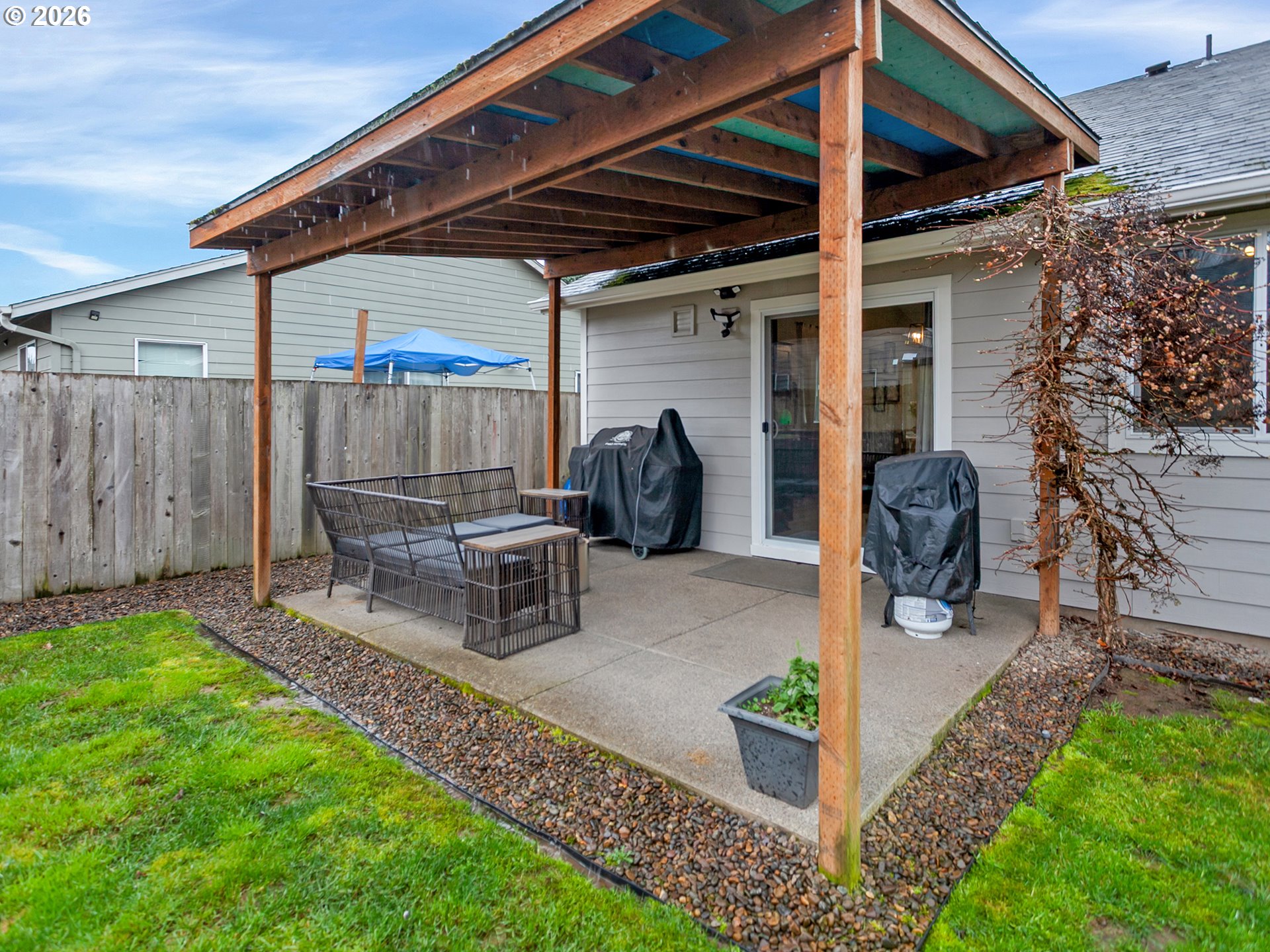 1722 Elk River Street Northwest Salem, OR 97304 - Photo 33 of 37 Covered Patio