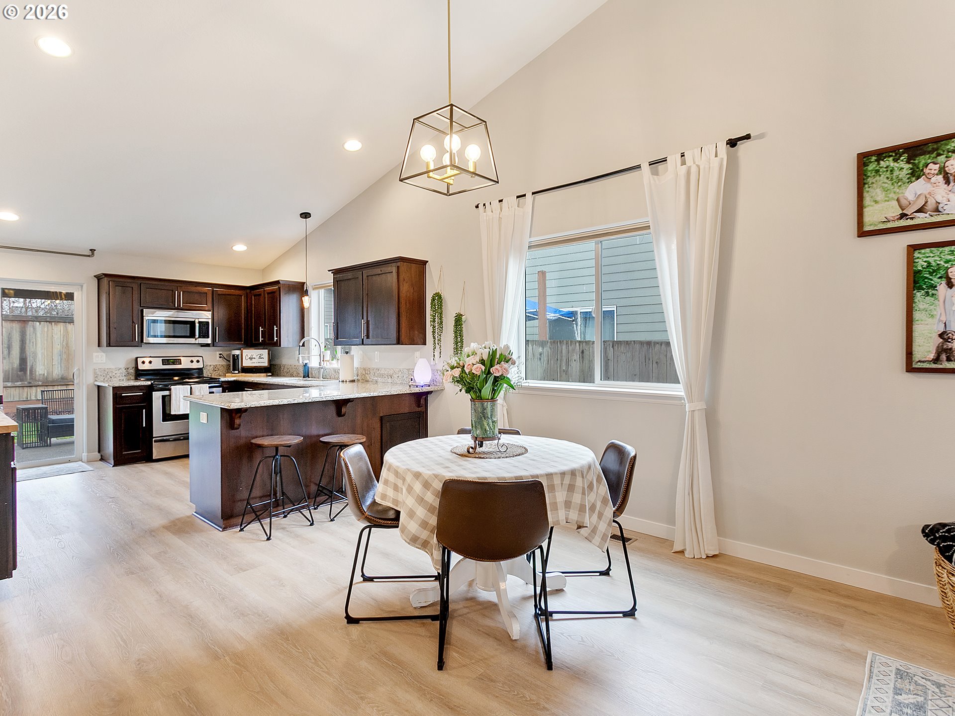 1722 Elk River Street Northwest Salem, OR 97304 - Photo 8 of 37 Dining Room