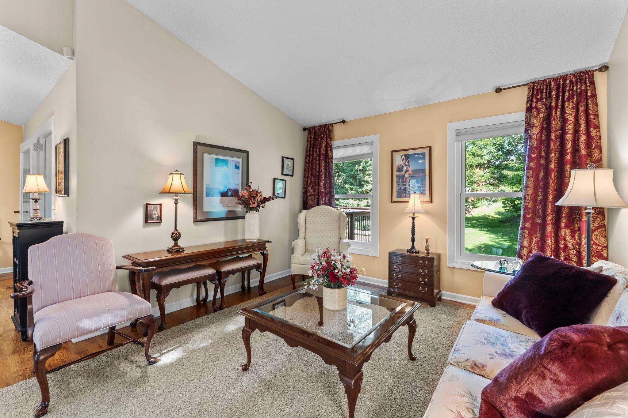 160 Bluff Ridge Court Chanhassen, MN 55317 - Photo 16 of 66 Gallery Image 16