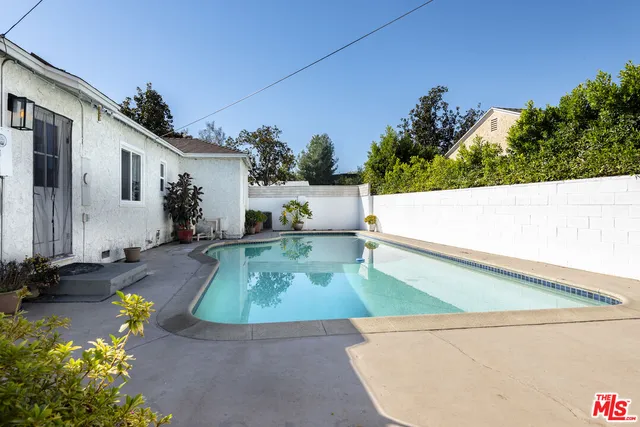 $845,000 | 15525 Sylvan Street, Van Nuys, CA 91411