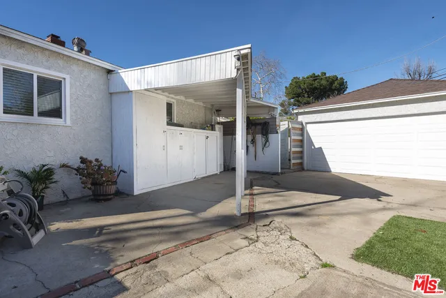 $845,000 | 15525 Sylvan Street, Van Nuys, CA 91411