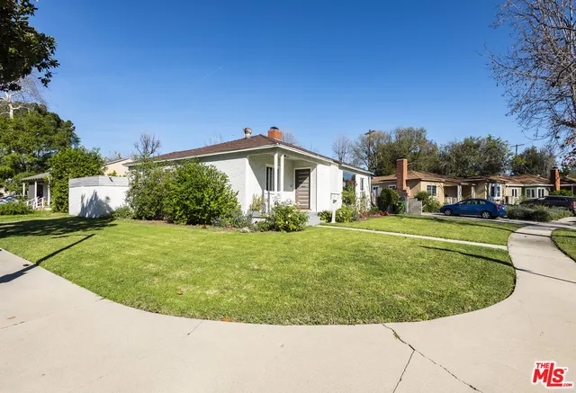 $845,000 | 15525 Sylvan Street, Van Nuys, CA 91411
