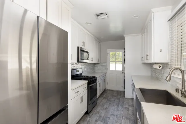 $845,000 | 15525 Sylvan Street, Van Nuys, CA 91411