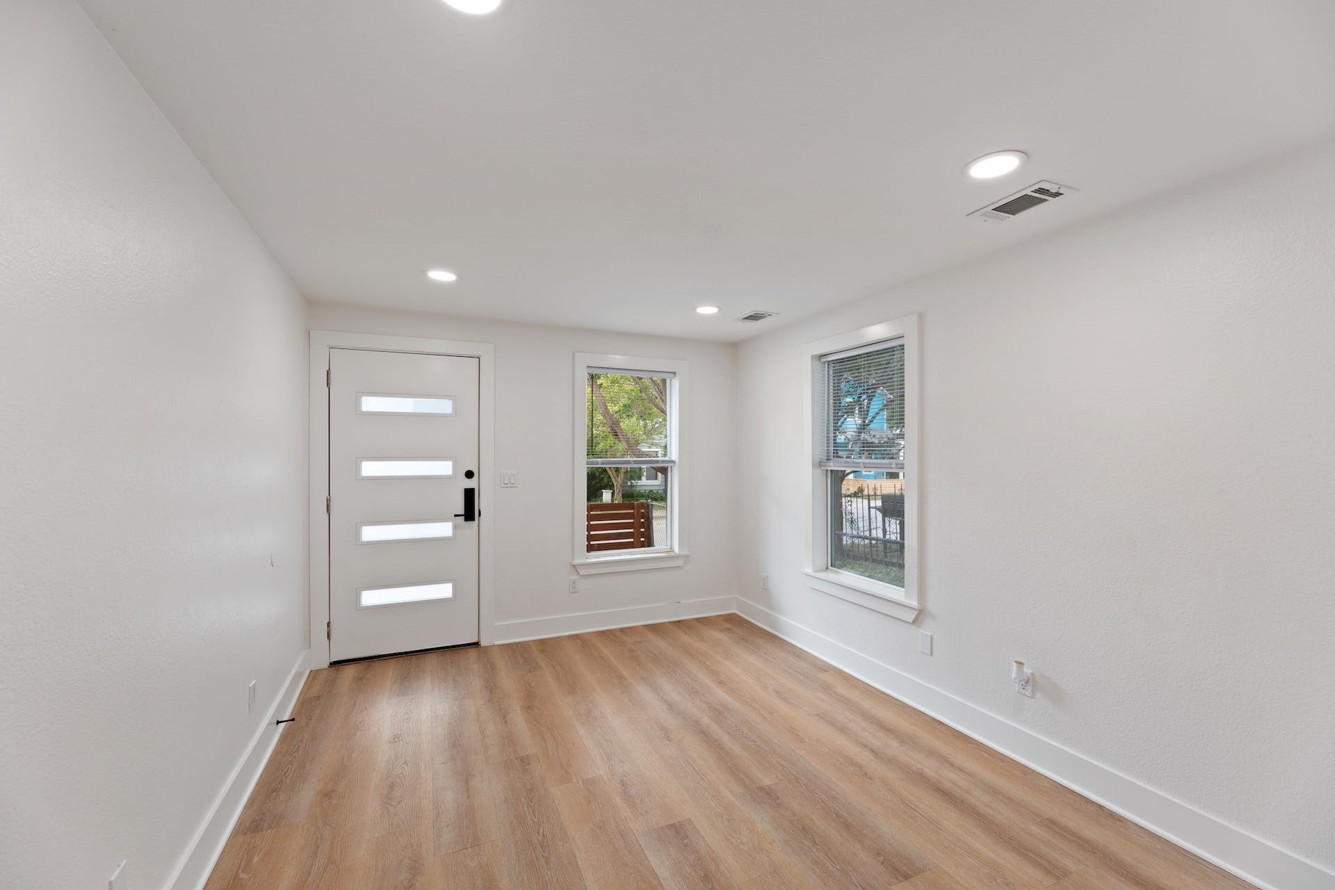 2208 Santa Rita Street Austin, TX 78702 - Photo 4 of 24
