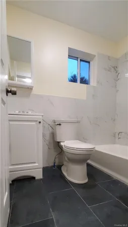 $1,100 | 18 Wood Avenue, Unit 2L, Monticello, NY 12701