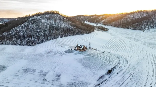 $2,375,000 | S849 County Road F, Nelson, WI 54756