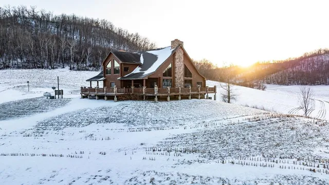 $2,375,000 | S849 County Road F, Nelson, WI 54756