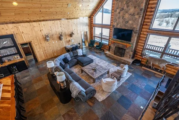 $2,375,000 | S849 County Road F, Nelson, WI 54756