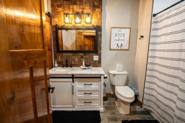 $2,375,000 | S849 County Road F, Nelson, WI 54756