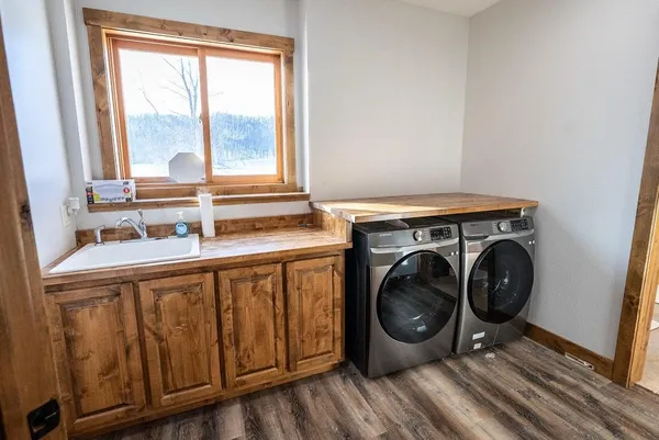 $2,375,000 | S849 County Road F, Nelson, WI 54756