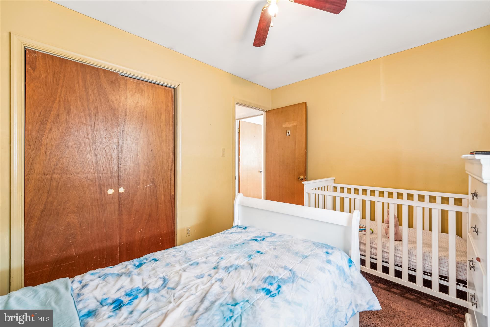 11802 Thrift Road Clinton, MD 20735 - Photo 14 of 28 Main Level 2nd Bedroom