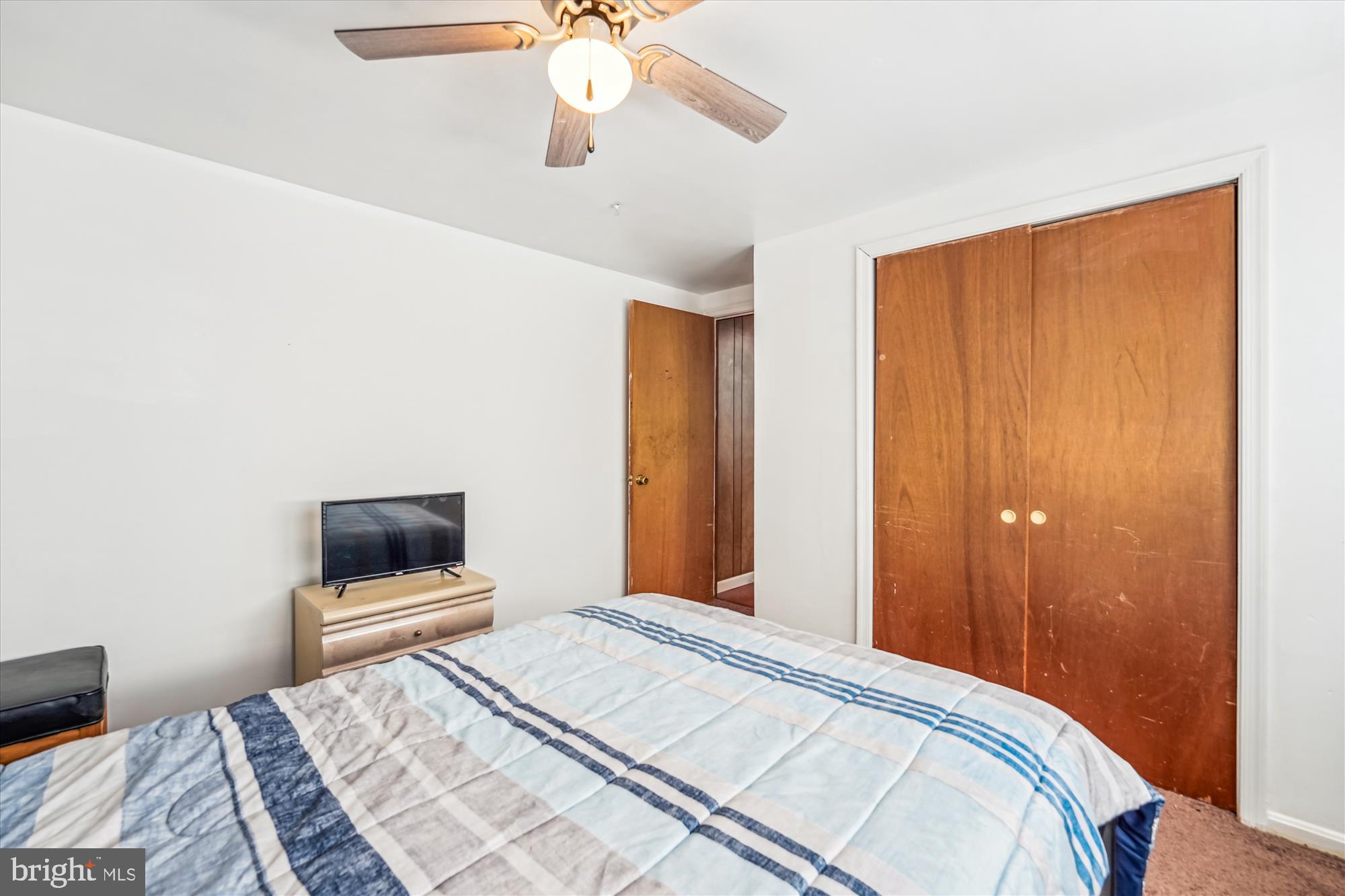 11802 Thrift Road Clinton, MD 20735 - Photo 18 of 28 Lower Level 4th Bedroom