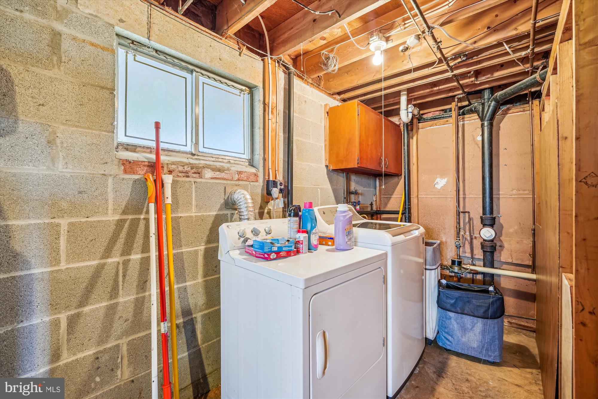 11802 Thrift Road Clinton, MD 20735 - Photo 27 of 28 Lower Level Laundry Area