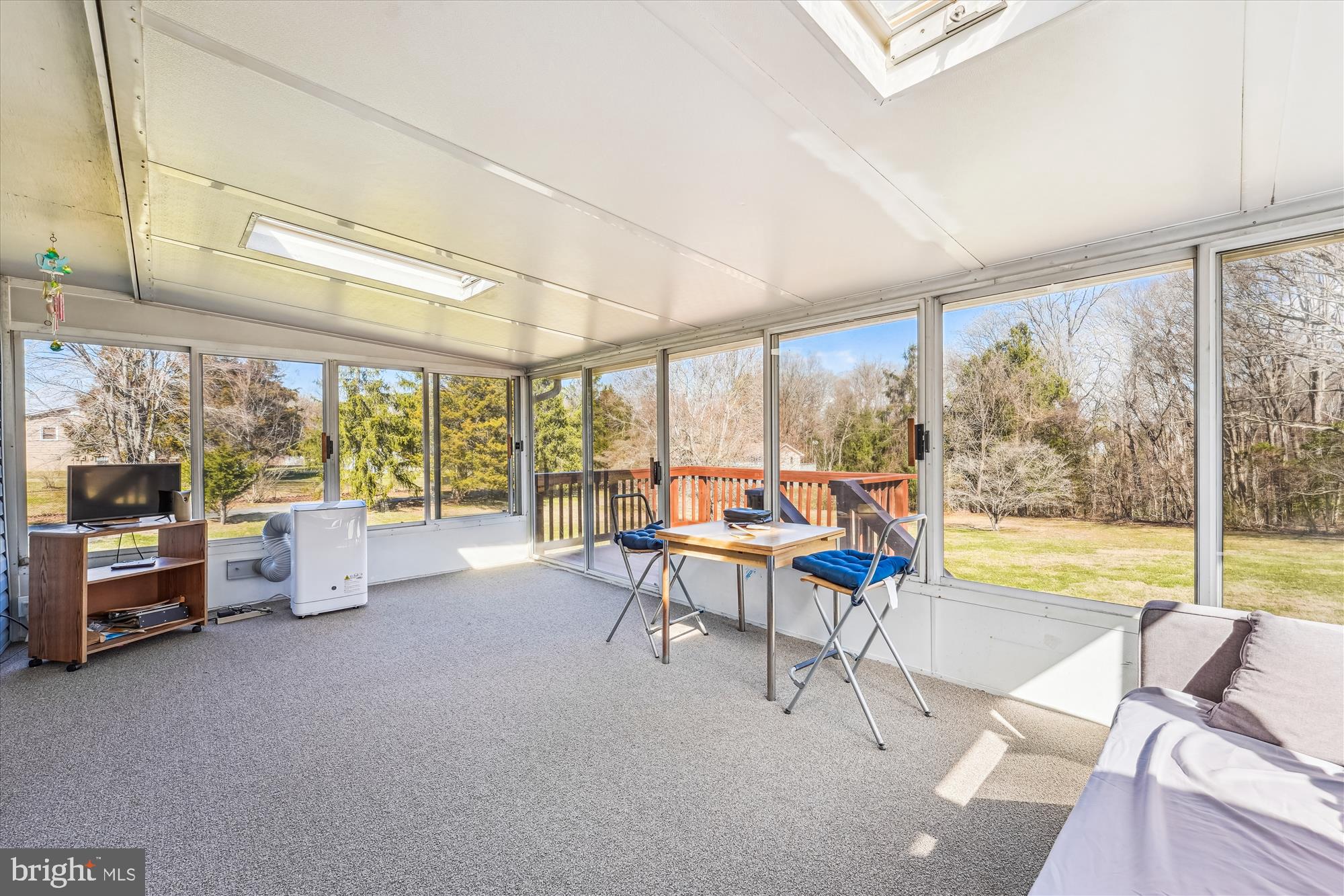 11802 Thrift Road Clinton, MD 20735 - Photo 5 of 28 Main Level Florida Room with Heat & A/C