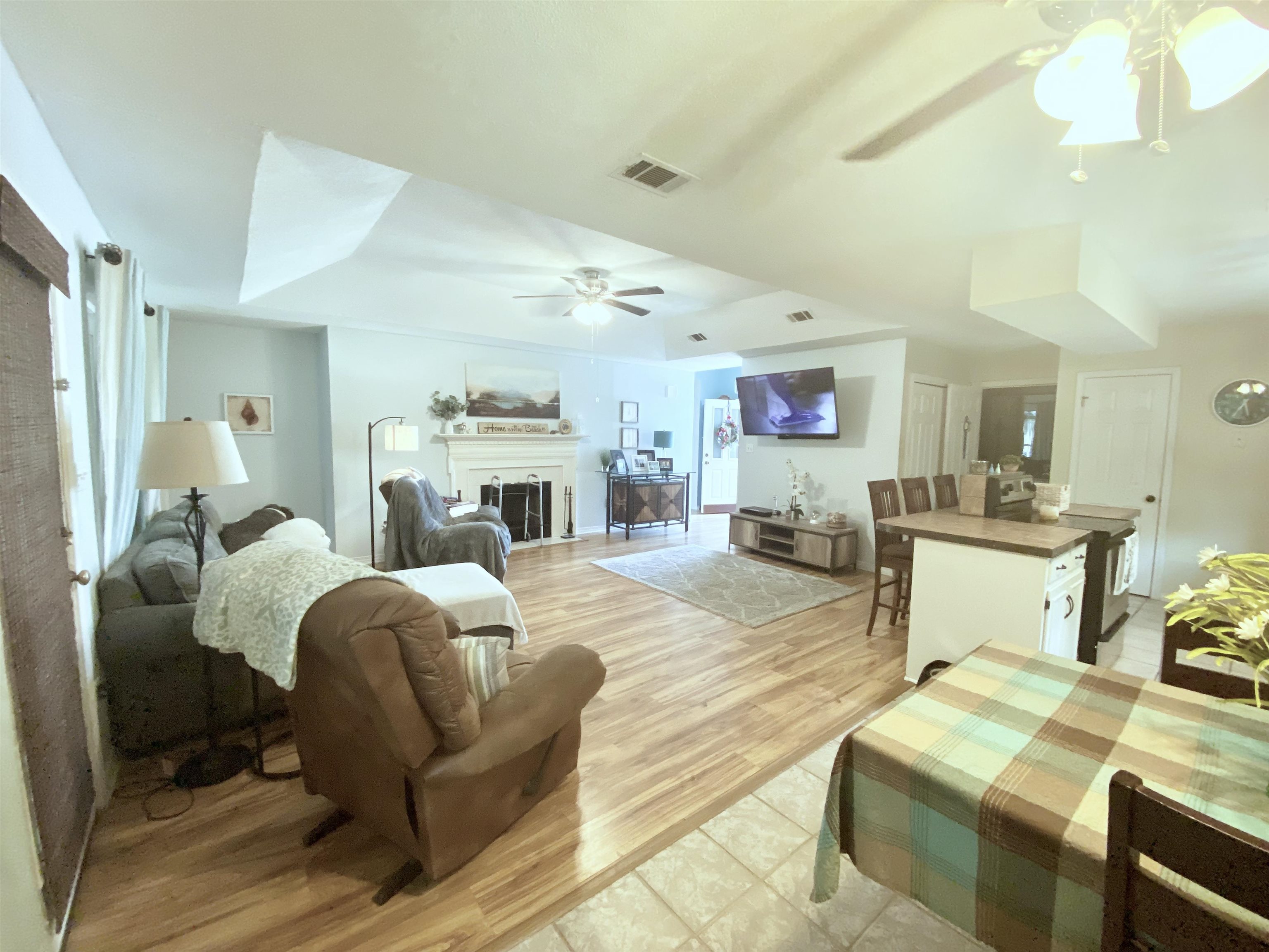 2 Windgate Court Foley, AL 36535 - Photo 7 of 28 LivingRoom