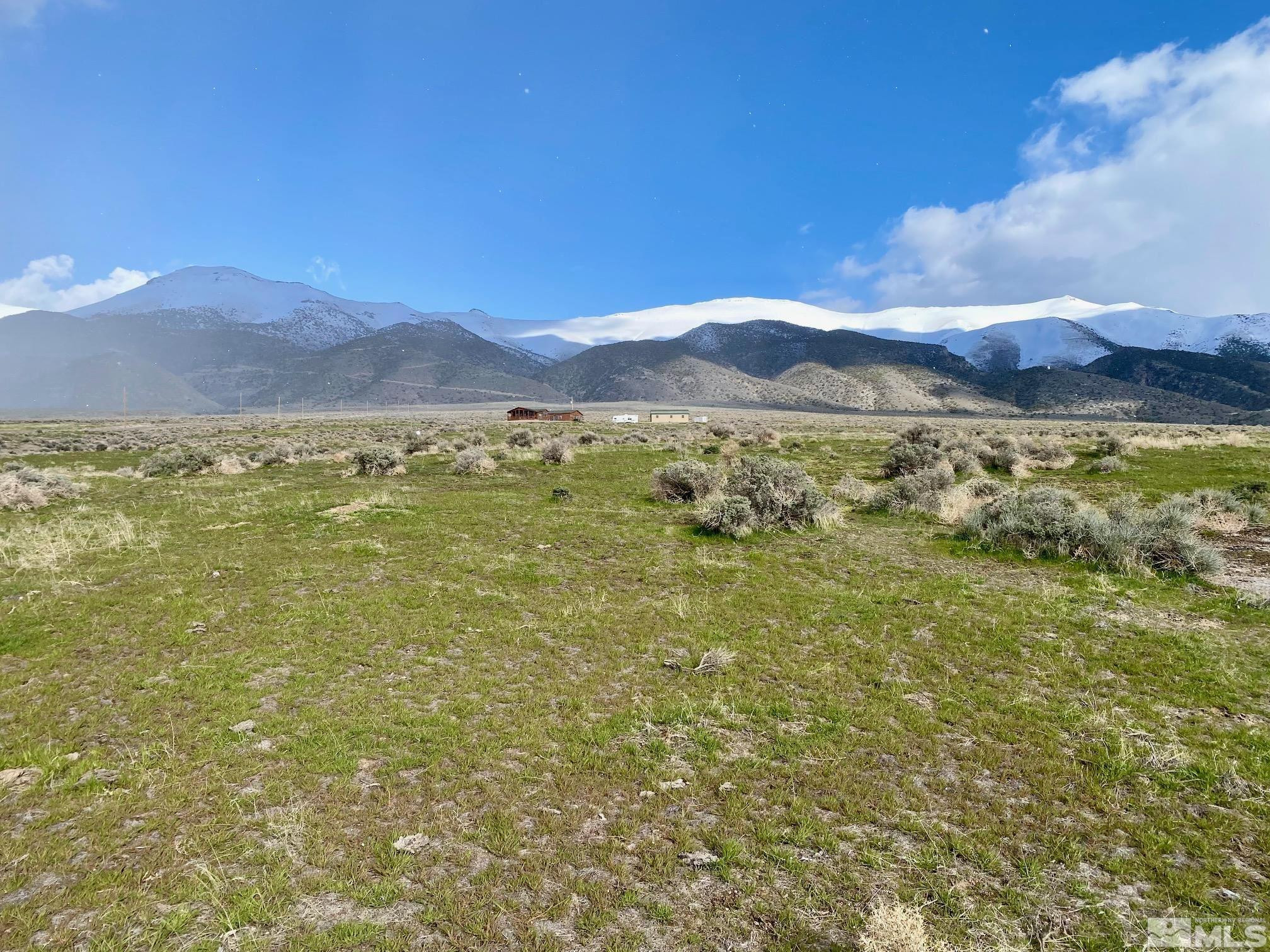 11555 Brooks Canyon Road Lovelock, NV 89419 - Photo 4 of 27 a view of an ocean from a yard
