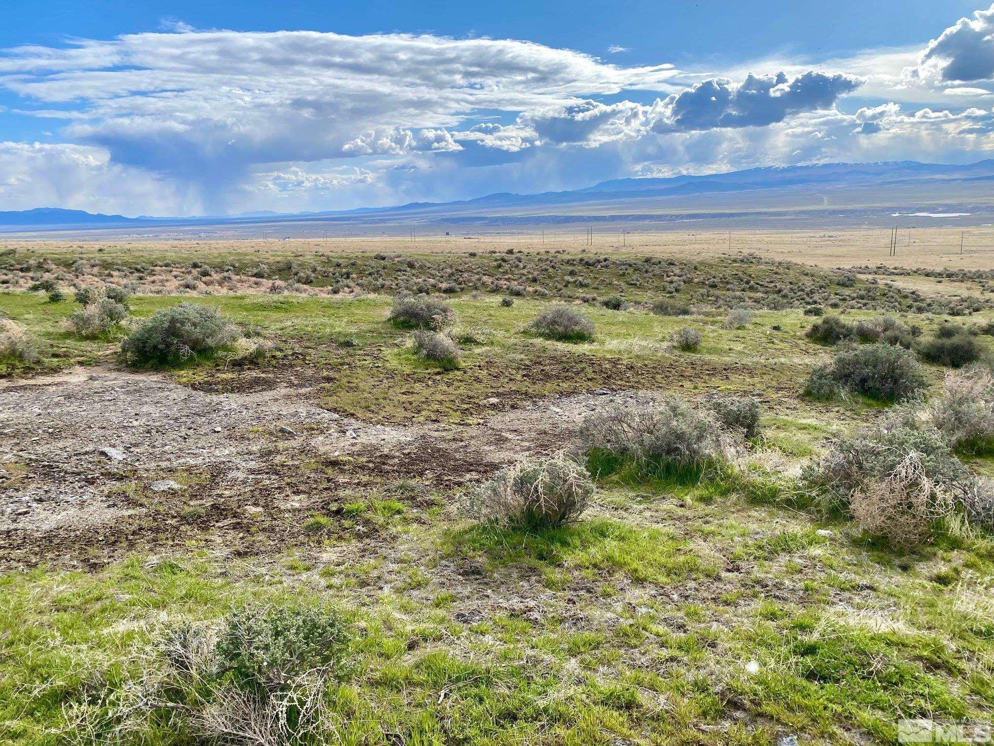 11555 Brooks Canyon Road Lovelock, NV 89419 - Photo 8 of 27 a view of an ocean and beach