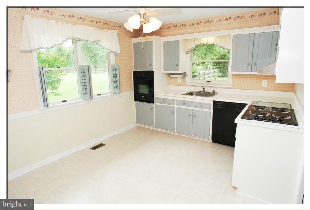 5468 Brooks Woods Road Lothian, MD 20711 - Photo 1 of 24 Kitchen