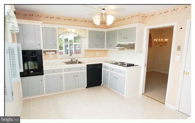 5468 Brooks Woods Road Lothian, MD 20711 - Photo 5 of 24 Kitchen