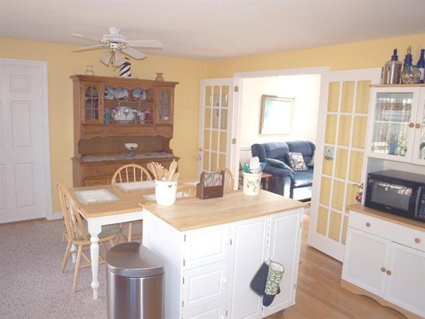 11 Martin Road Dennis, MA 02638 - Photo 4 of 22 Gallery Image 4