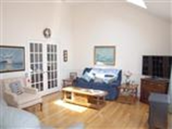 11 Martin Road Dennis, MA 02638 - Photo 7 of 22 Gallery Image 7
