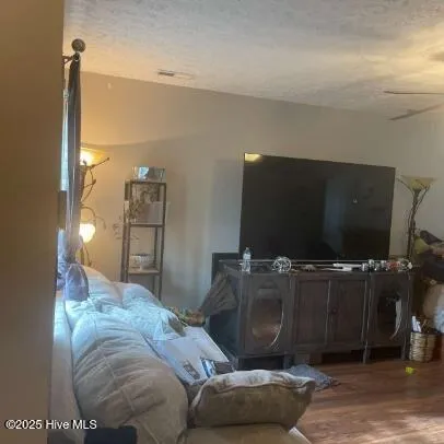 $1,400 | 204 Glen Cannon Drive, Jacksonville, NC 28546