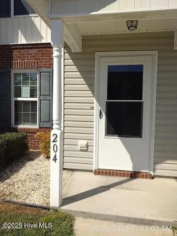 $1,400 | 204 Glen Cannon Drive, Jacksonville, NC 28546