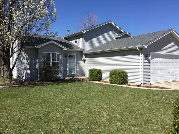 $2,700 | 1509 Green Trails Drive, Plainfield, IL 60586