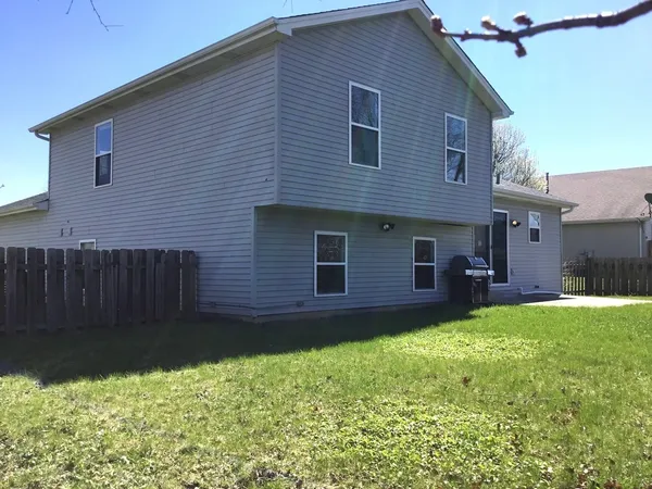 $2,700 | 1509 Green Trails Drive, Plainfield, IL 60586