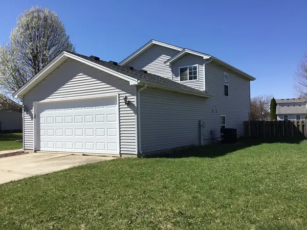 $2,700 | 1509 Green Trails Drive, Plainfield, IL 60586