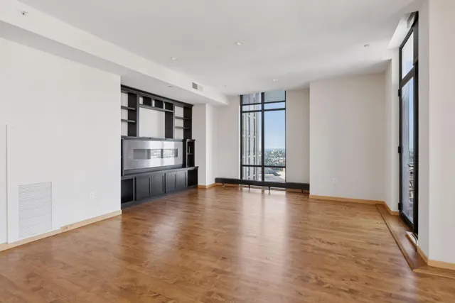 $3,650 | 201 South 11th Street, Unit 1700, Minneapolis, MN 55403