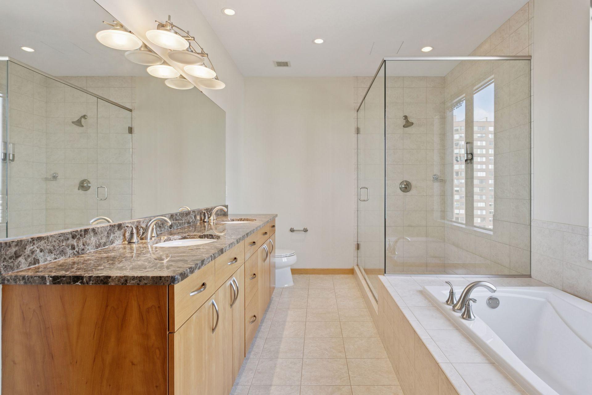 201 South 11th Street, Unit 1700 Minneapolis, MN 55403 - Photo 22 of 68