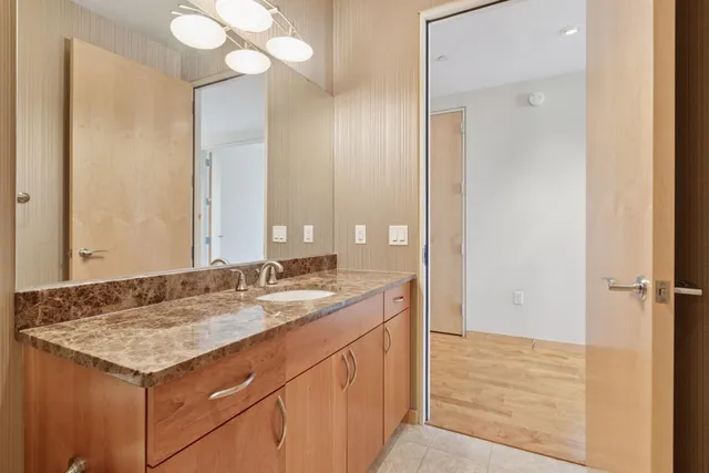 $3,650 | 201 South 11th Street, Unit 1700, Minneapolis, MN 55403
