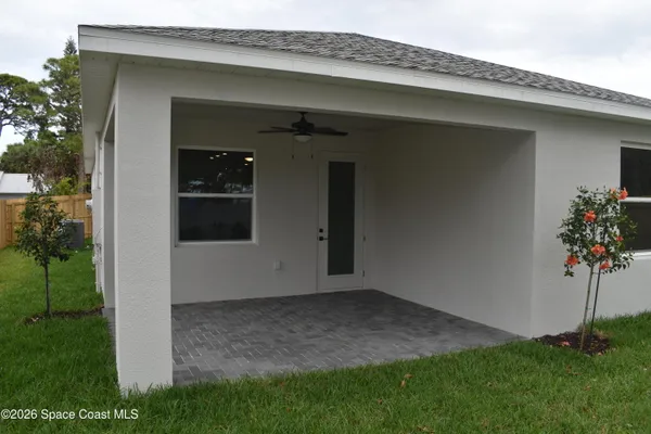 $2,750 | 414 Grove Lane, Melbourne, FL 32901