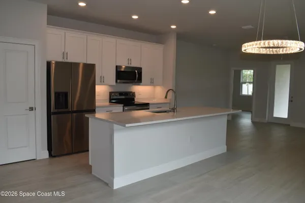 $2,750 | 414 Grove Lane, Melbourne, FL 32901