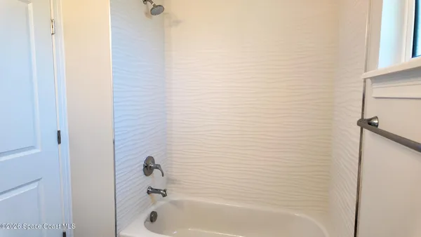 $2,500 | 414 Grove Lane, Melbourne, FL 32901