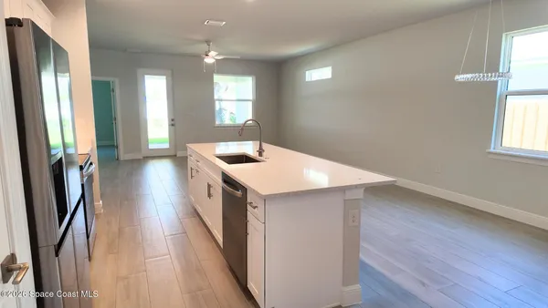 $2,500 | 414 Grove Lane, Melbourne, FL 32901