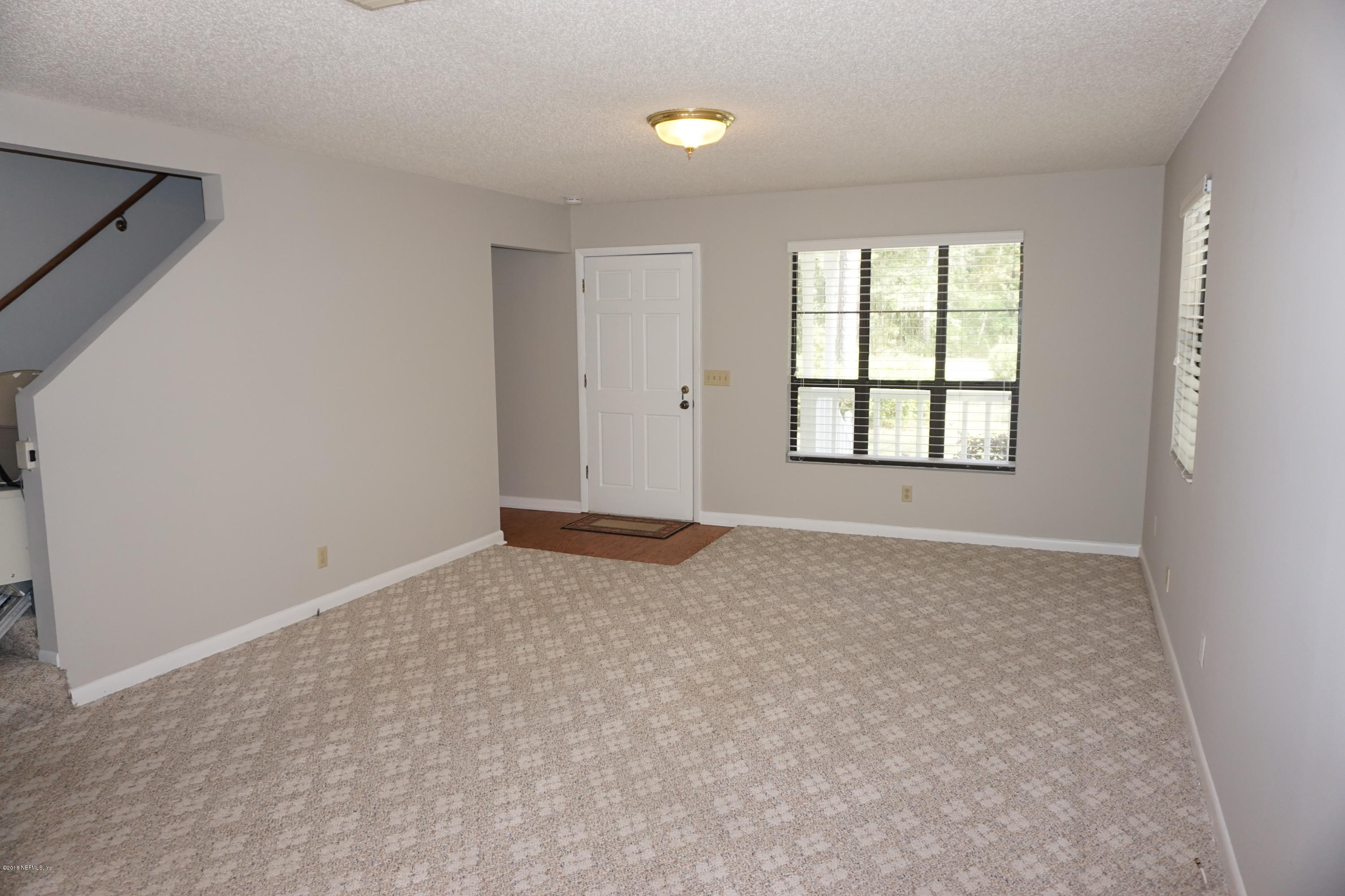 9200 Crystal Springs Road Jacksonville, FL 32221 - Photo 19 of 56 Living Room 2