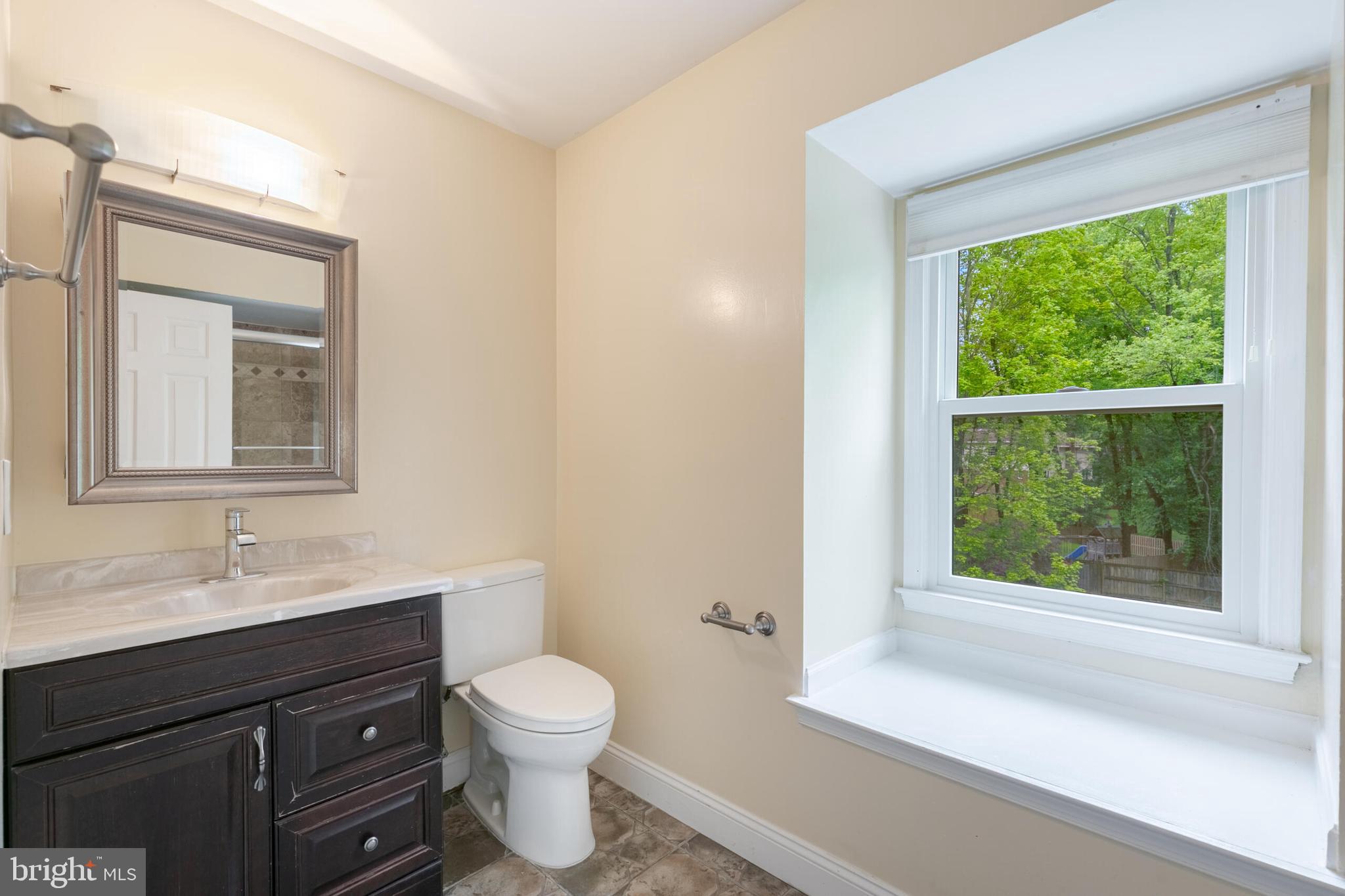820 Ridge Drive McLean, VA 22101 - Photo 18 of 21