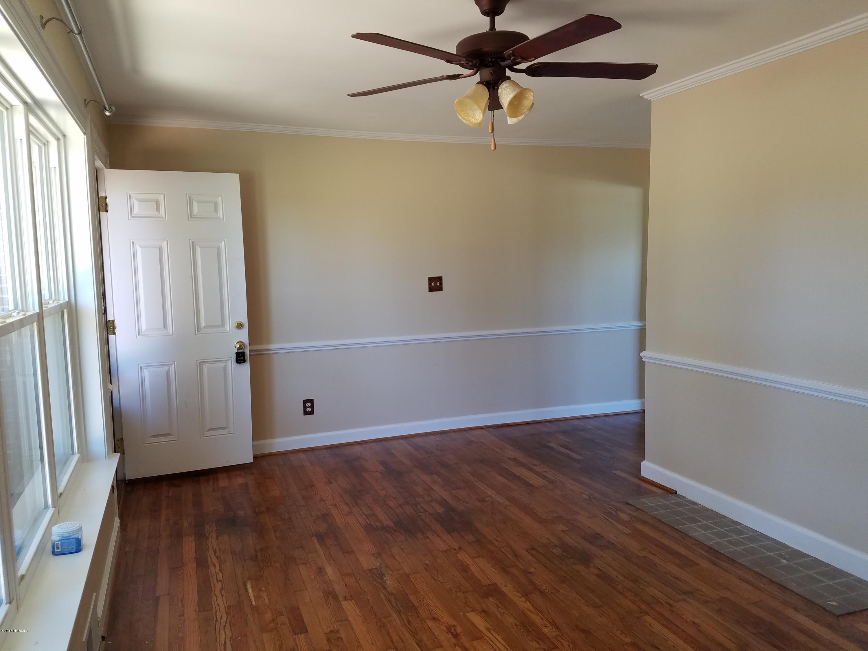 217 Neuse Road Kinston, NC 28501 - Photo 13 of 23 Den