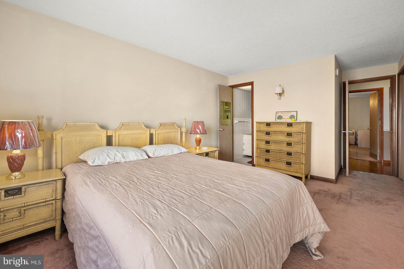 11615 Shipwreck Road, Unit 7 Ocean City, MD 21842 - Photo 17 of 35